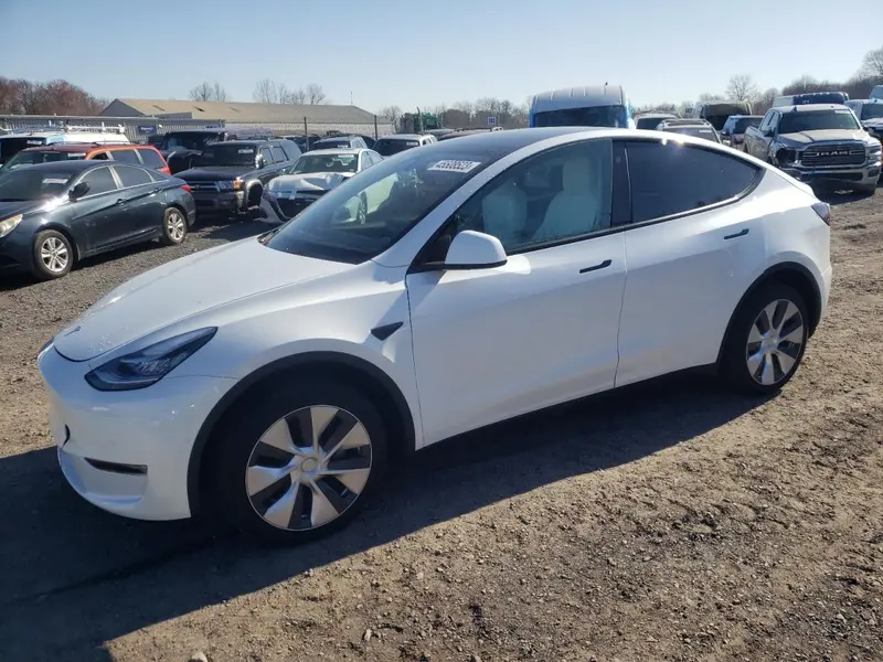 Tesla Model Y 2022г.