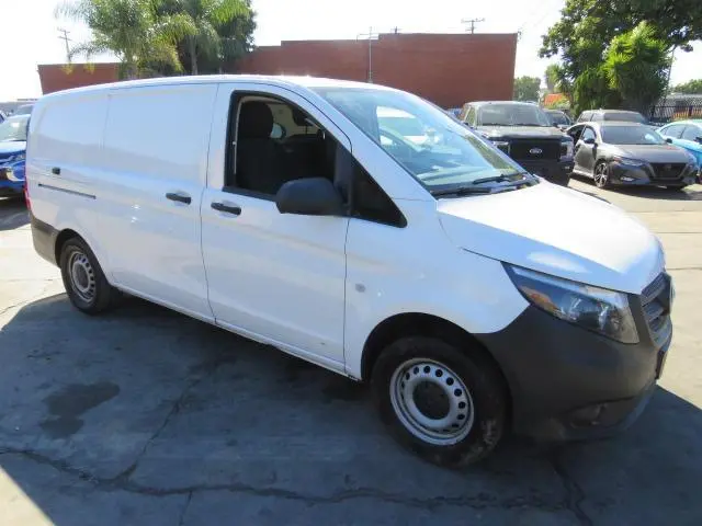 Mercedes-Benz Metris 2022г.