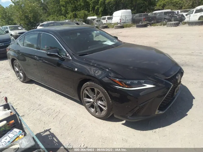 Lexus ES 350 2019г.
