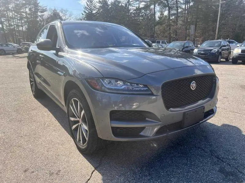 Jaguar F-PACE 2017г.