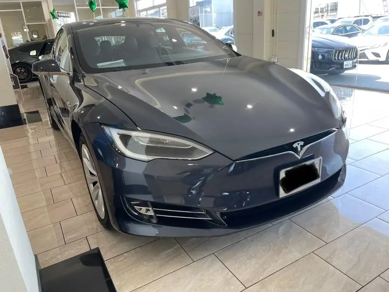 Tesla Model S 2018г.