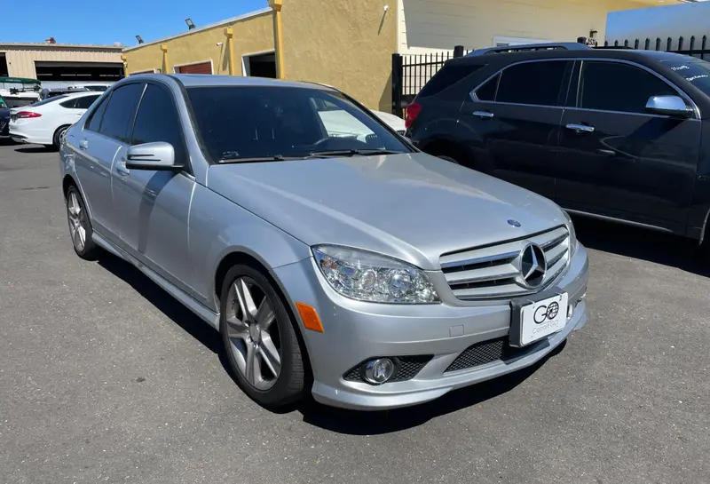 Mercedes-Benz C-Class 2010г.