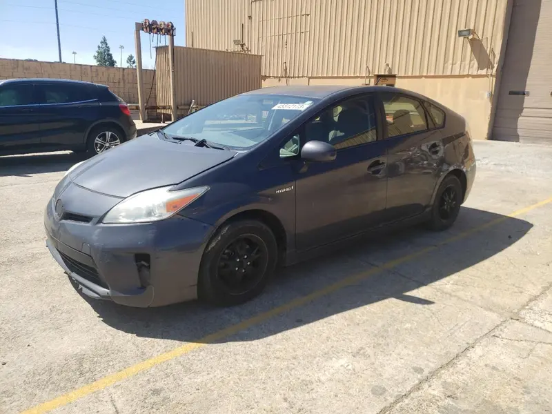 Toyota Prius 2014г.