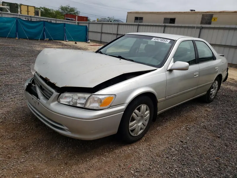 Toyota Camry 2001г.