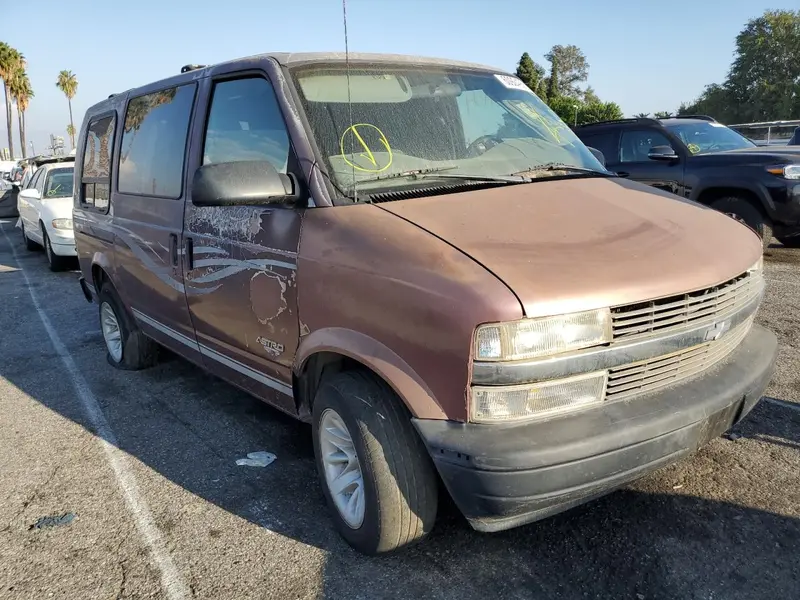 Chevrolet Astro 1998г.