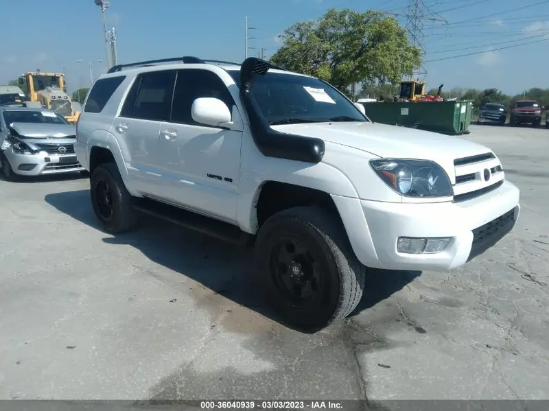 Toyota 4Runner 2004г.