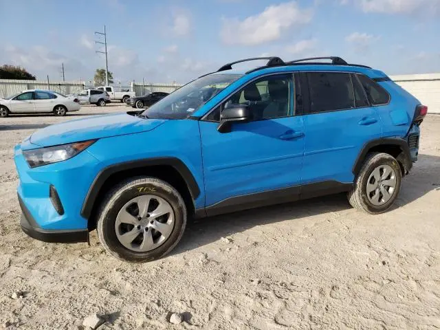 Toyota RAV4 2021г.