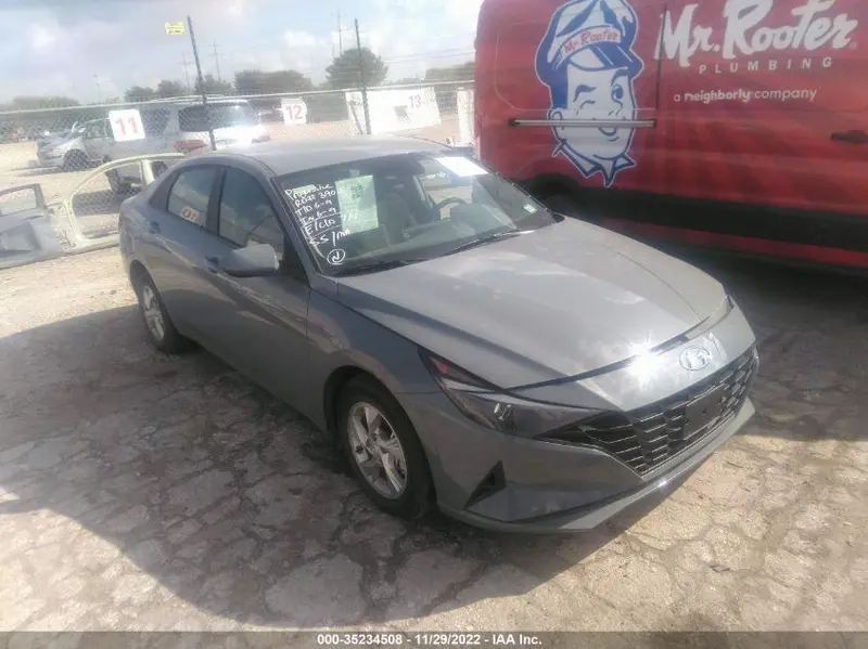 Hyundai Elantra 2021г.