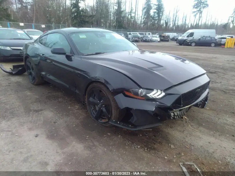 Ford Mustang 2022г.