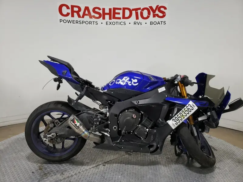 Yamaha R1 2019г.