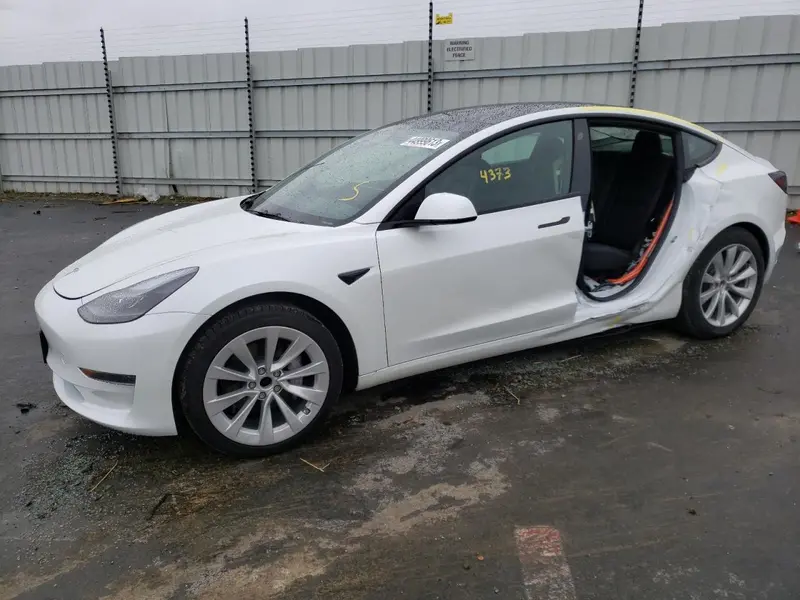 Tesla Model 3 2022г.