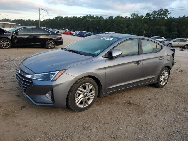 Hyundai Elantra 2019г.