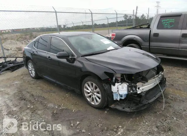 Toyota Camry 2020г.