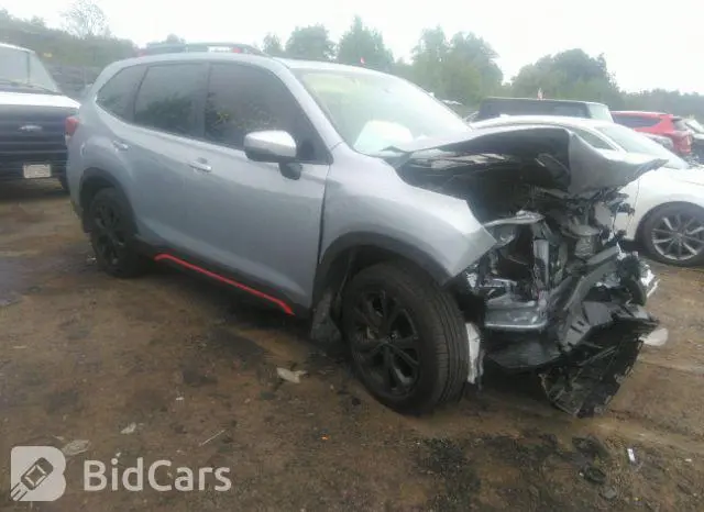 Subaru Forester 2022г.