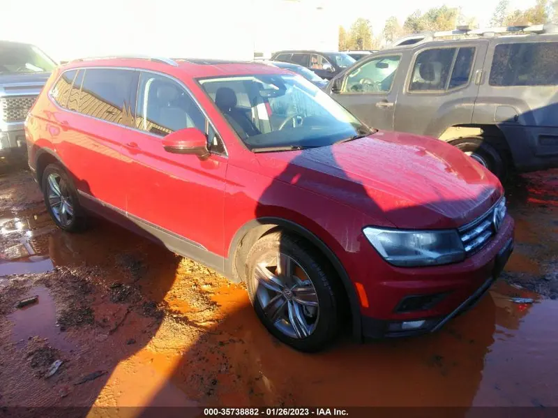 Volkswagen Tiguan 2021г.