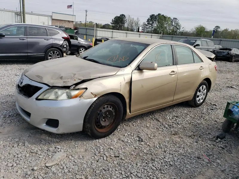 Toyota Camry 2011г.