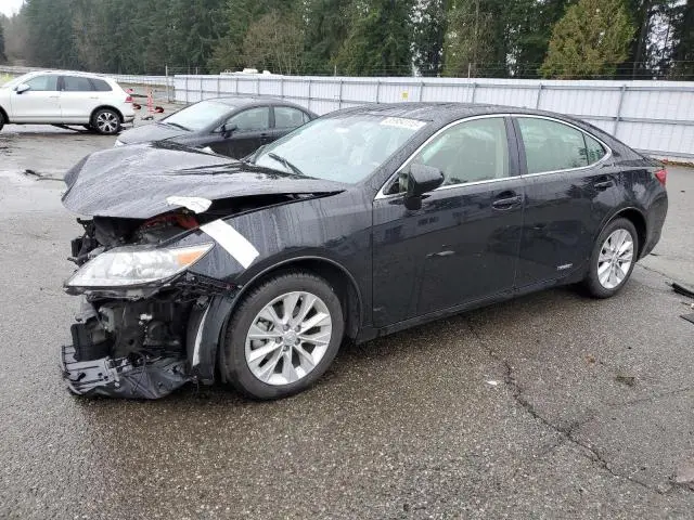 Lexus ES 300h 2014г.