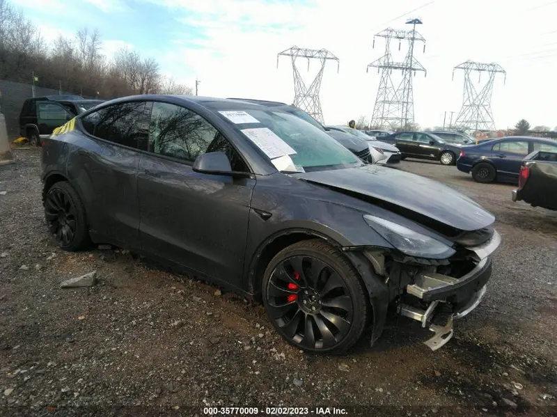 Tesla Model Y 2022г.