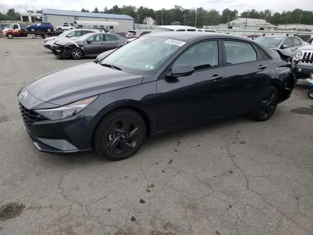 Hyundai Elantra 2023г.