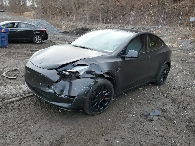 Tesla Model Y 2022г.