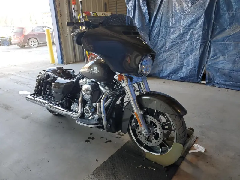 Harley-Davidson Street Glide 2021г.