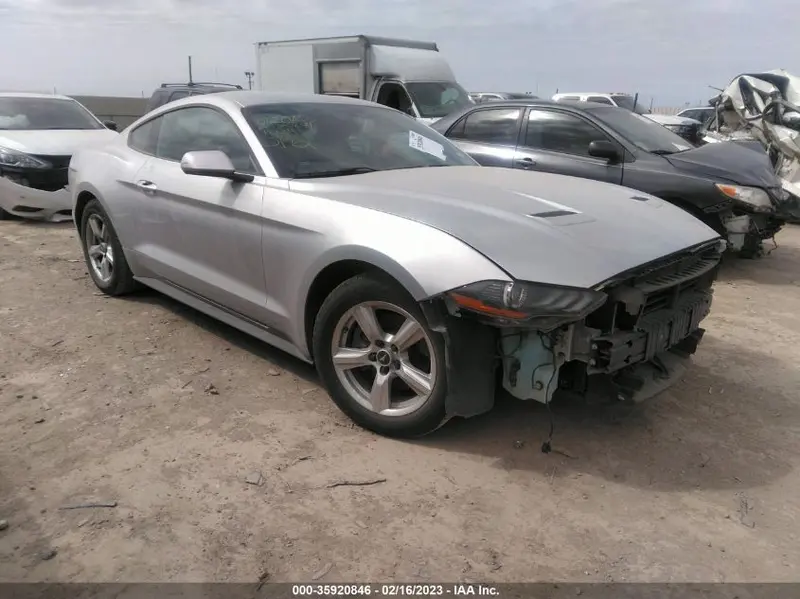 Ford Mustang 2018г.