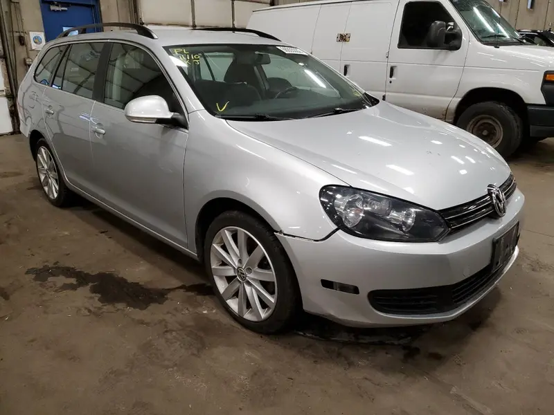 Volkswagen Jetta SportWagen 2013г.