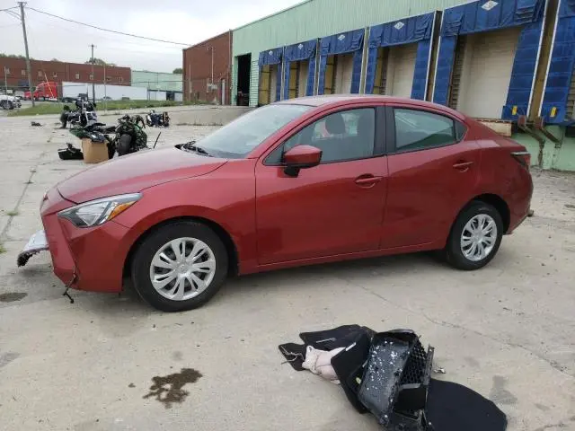 Toyota Yaris 2019г.