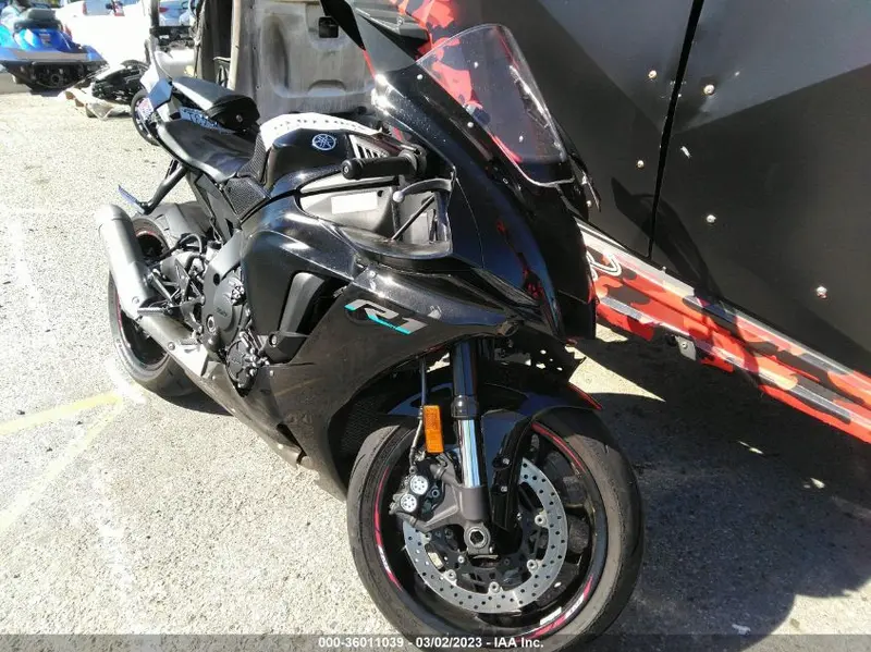 Yamaha YZF-R1 2022г.