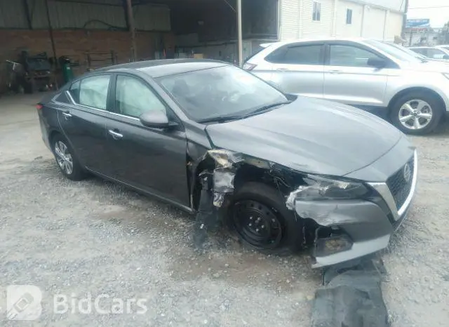 Nissan Altima 2022г.