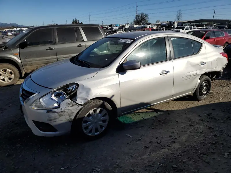 Nissan Versa 2019г.