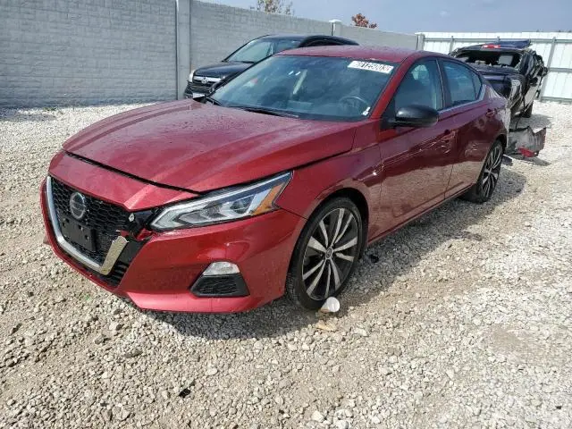 Nissan Altima 2022г.