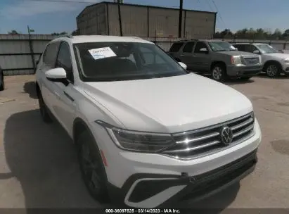Volkswagen Tiguan 2022г.