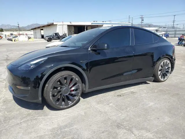 Tesla MODEL Y 2022г.