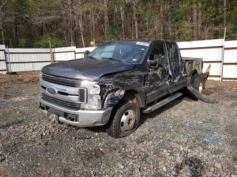 Ford F-350 SD 2019г.