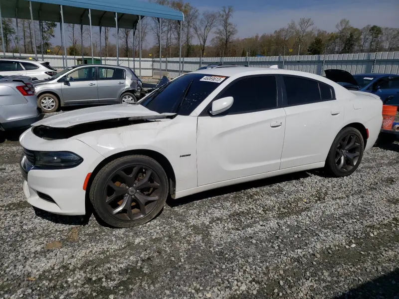 Dodge Charger 2017г.