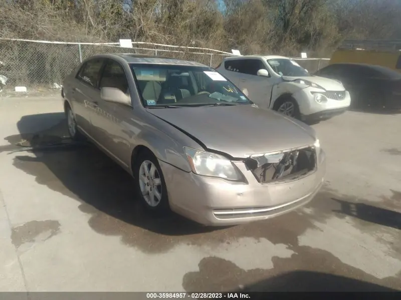 Toyota Avalon 2006г.