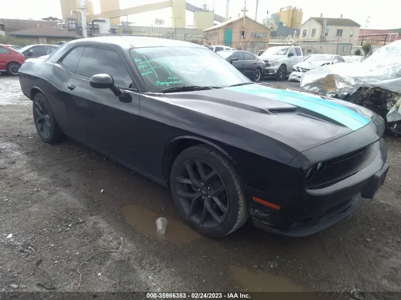 Dodge Challenger 2020г.