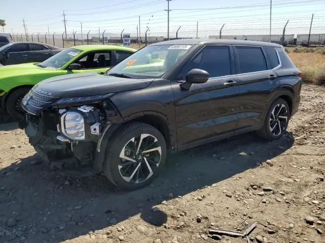 Mitsubishi Outlander 2022г.