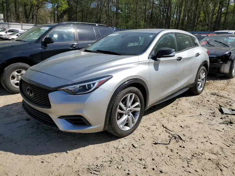Infiniti QX30 2017г.