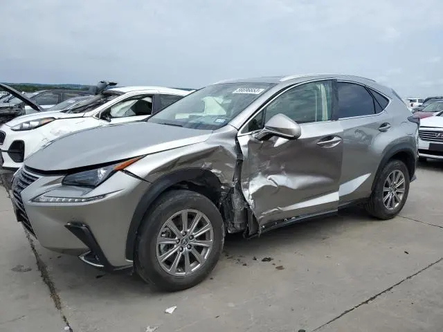 Lexus NX 2020г.