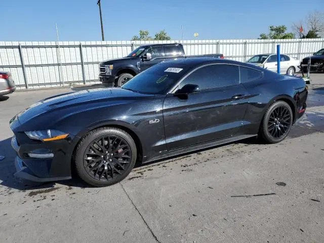 Ford Mustang 2021г.