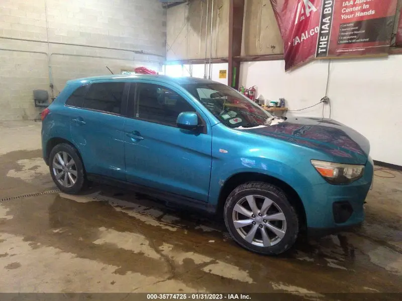 Mitsubishi Outlander 2014г.