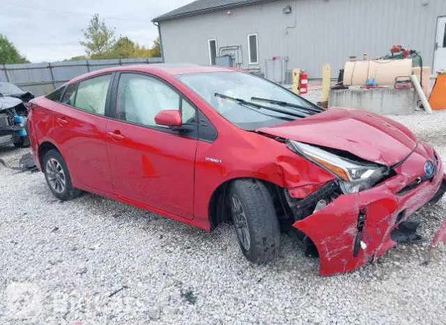 Toyota Prius 2021г.