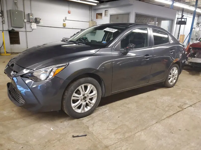 Toyota Yaris 2019г.