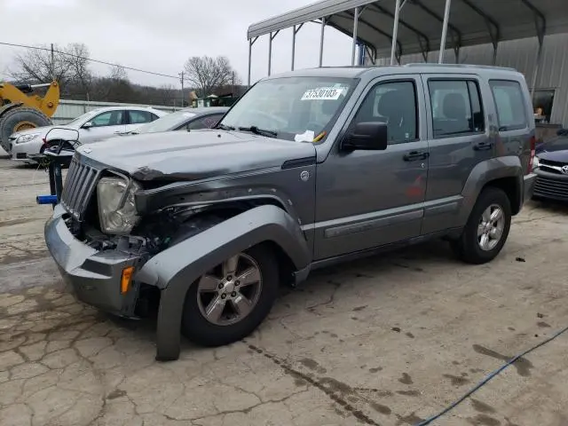 Jeep Liberty 2012г.