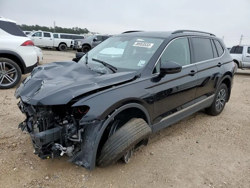 Volkswagen Tiguan 2020г.