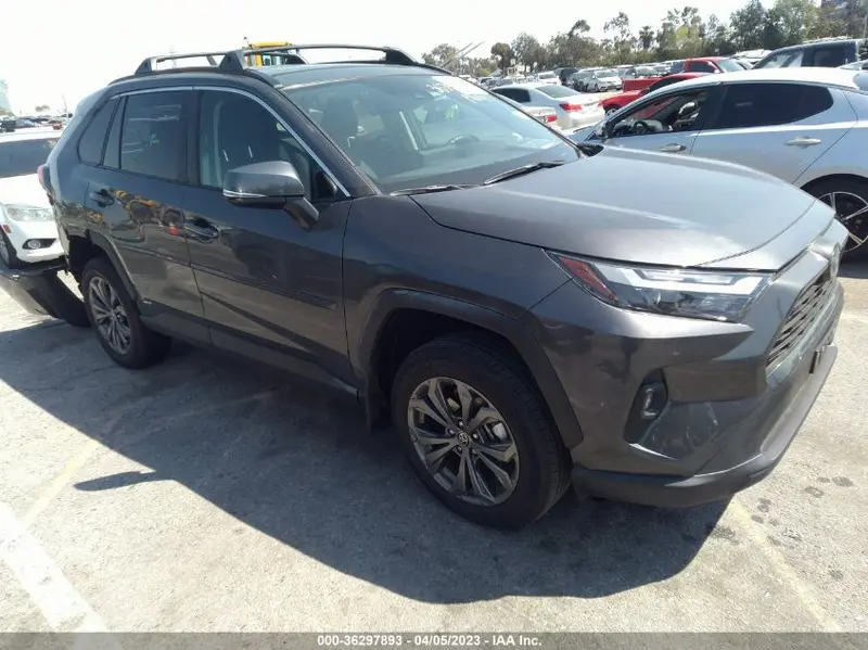 Toyota RAV4 Hybrid 2022г.