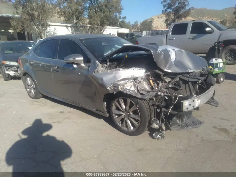 Lexus IS 2014г.