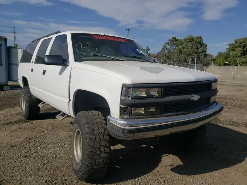 Chevrolet Suburban 1997г.